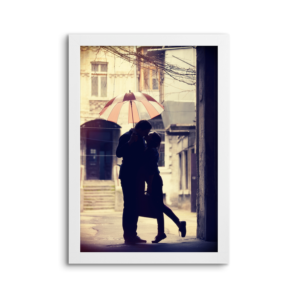 romantic umbrella kiss